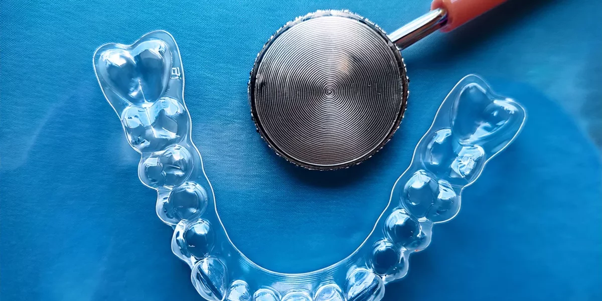 Este tratamentul cu aparat dentar transparent costisitor?