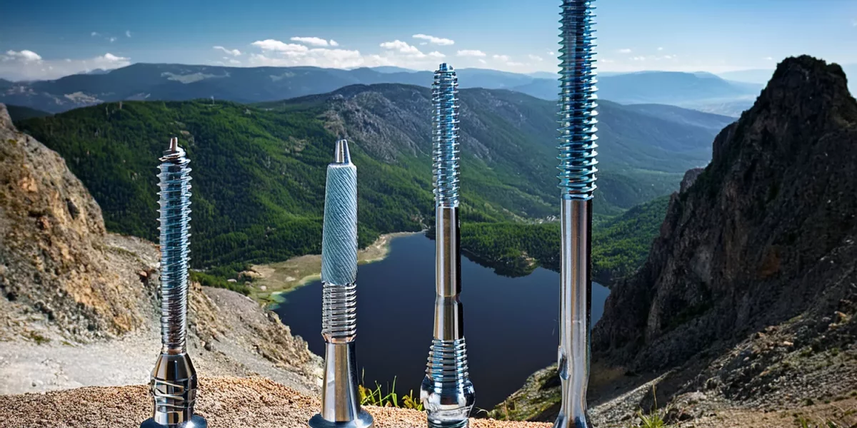 Implanturi zigomatice și All-on-4 în Turcia: Ce faci dacă ți s-a spus „Nu ai os pentru implanturi”?