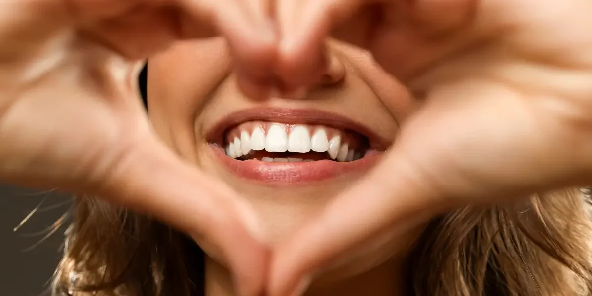 Hollywood Smile in Turkey: A Glamorous Transformation Awaits You in Bursa